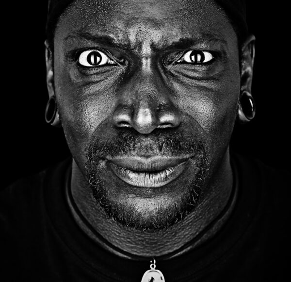 Derrick Green, do Sepultura, tocando hip hop é o ataque de DJ mais true ...