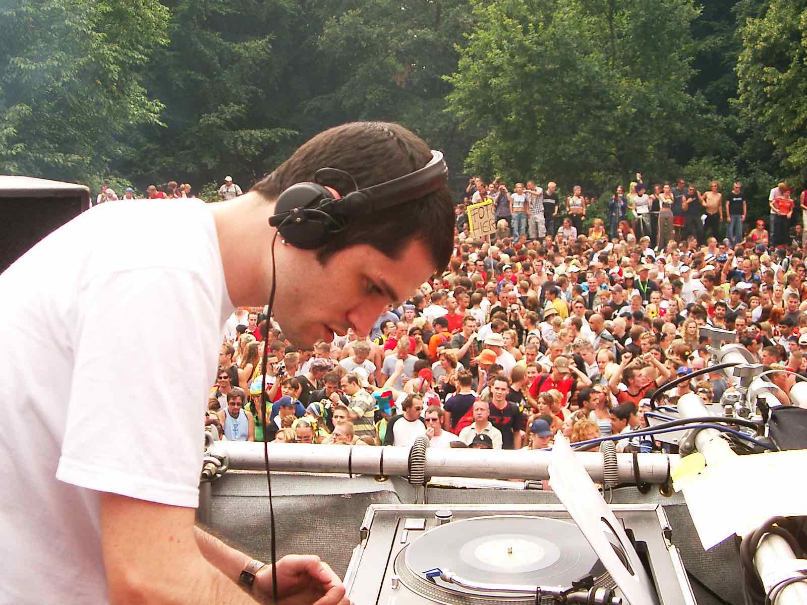 DJ Renato Cohen na Love Parede