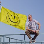 fatboy slim com bandeira da house music