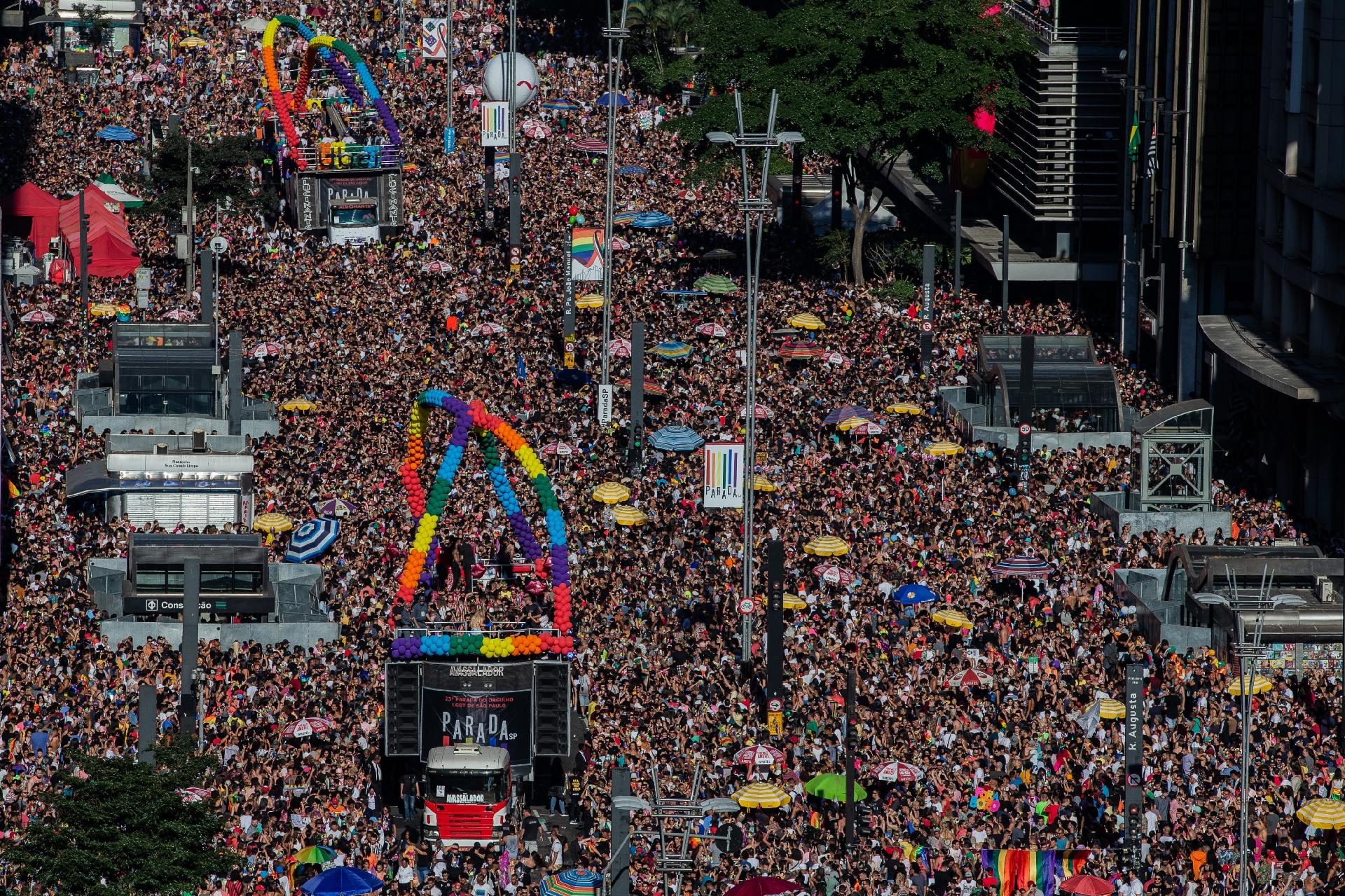 Final de semana da Parada LGBT e dicas do que fazer no final de semana.