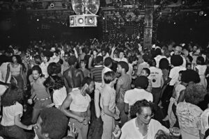 Pista de dança do clube Paradise Garage em Nova Iorque
