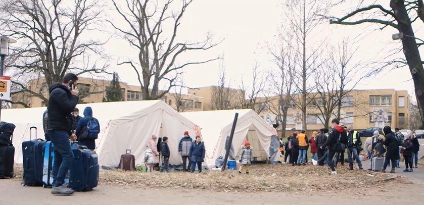 Tendas para abrigo de refugiados em Berlim