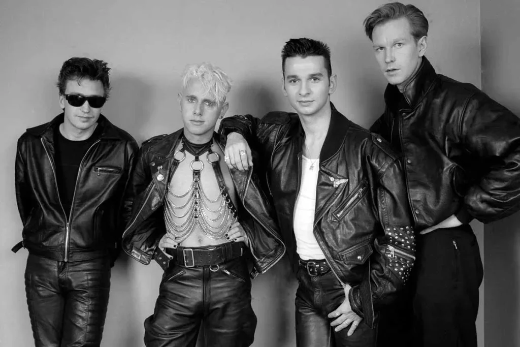 O dia em que o Depeche Mode se apresentou em um galinheiro