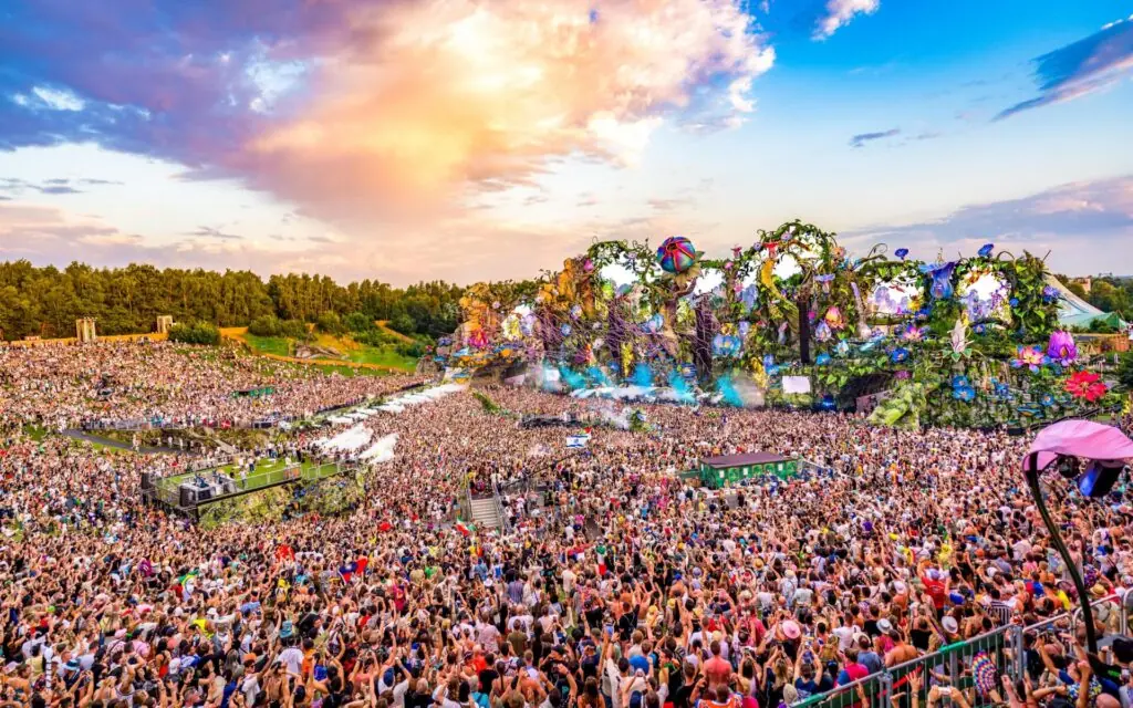 Tomorrowland 2024 fim de semana 1