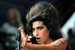 Amy Winehouse ou Lady Gaga?