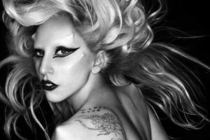 Lady Gaga contra a homofobia