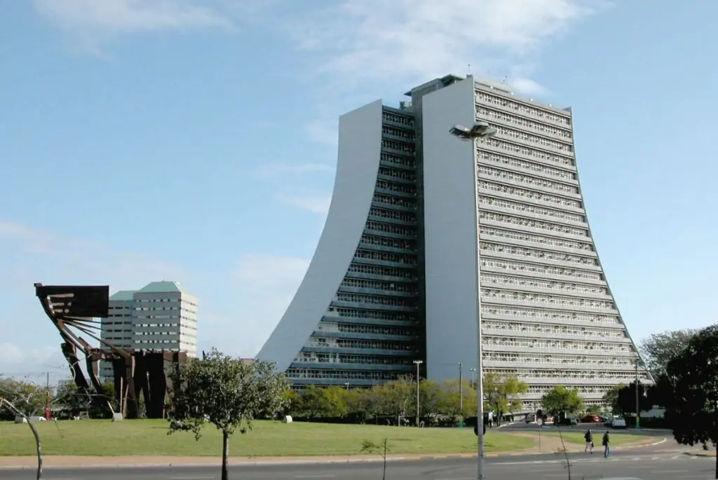 CAFF vira pista de skate em Porto Alegre
