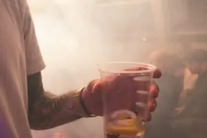 Bebendo álcool