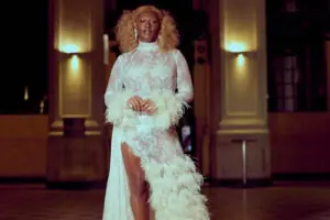 Liniker com a Orquestra Brasil Jazz Sinfônica