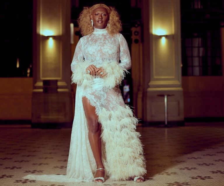 Liniker com a Orquestra Brasil Jazz Sinfônica