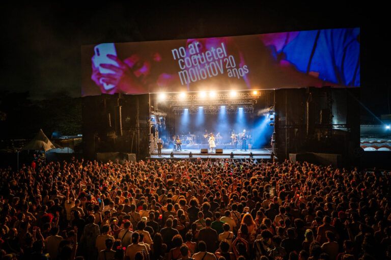 Coquetel Molotov 2025